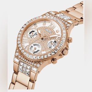Guess‎ Moonlight Rose Gold Ladies Watch GW0320L3.